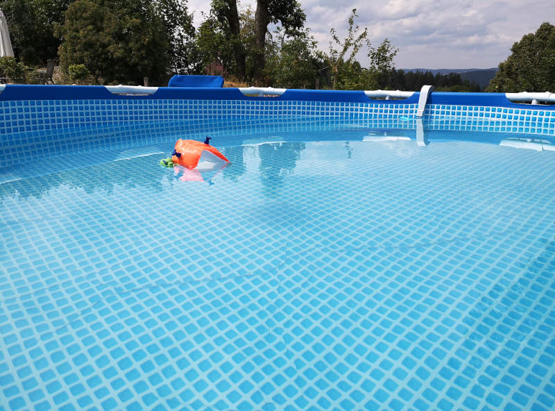Swimmingpool von Intex